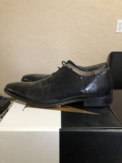Men’s dress shoes