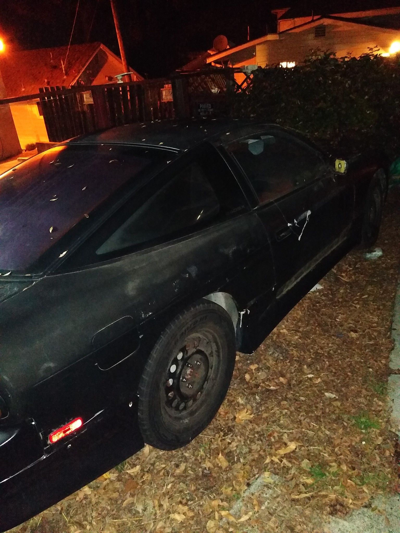 A Nissan 240Z manual transmission straight body just needs a battery and gas make me an offer