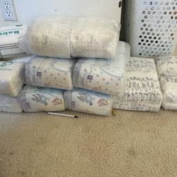 Size 1 And 2 Diapers 