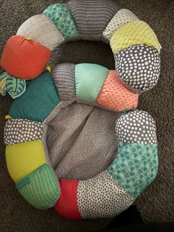 2 in 1 tummy time mat and supported sitter