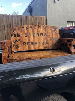 Se Venden Bancas Rústicas $ 300