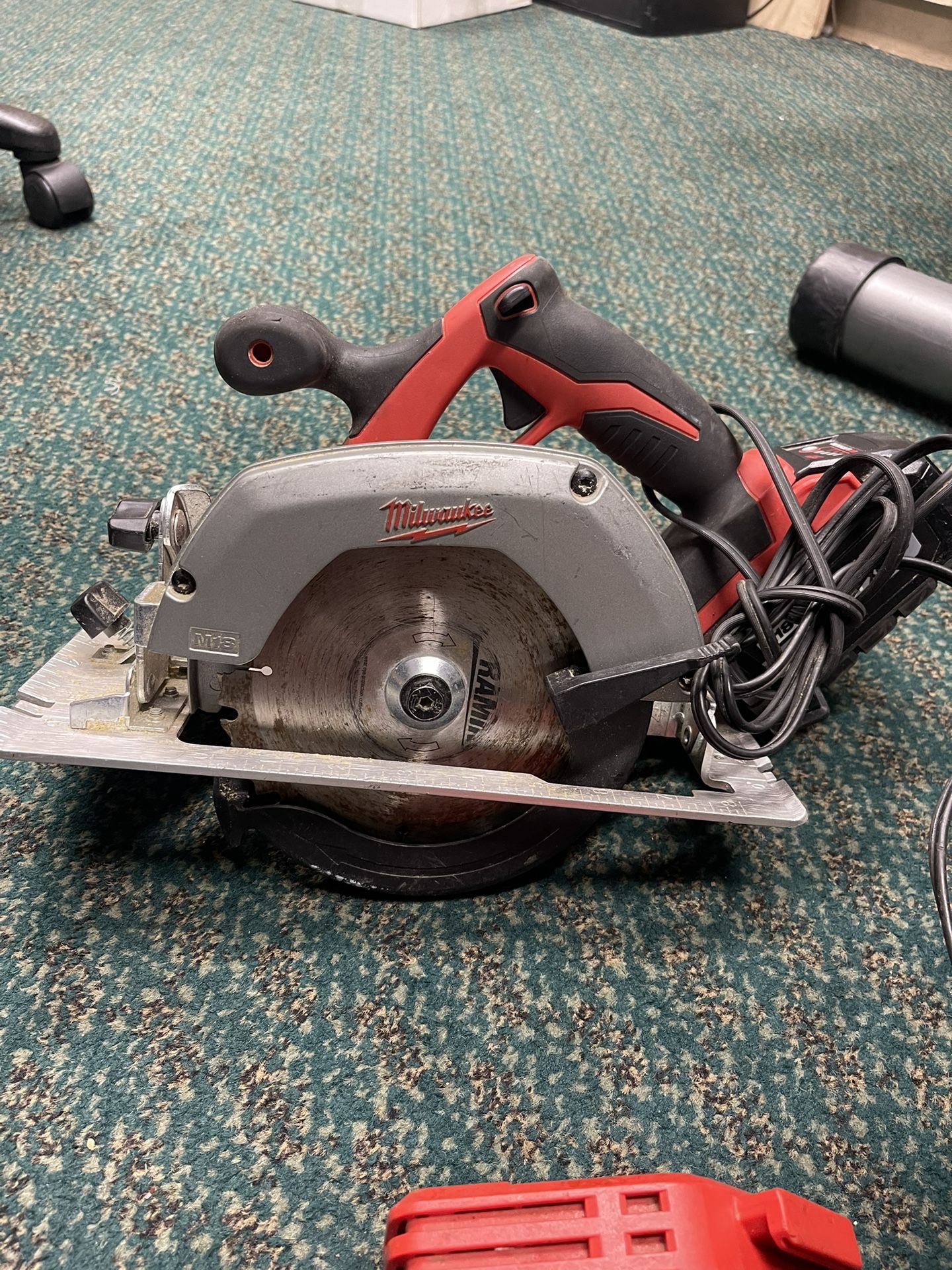 CIRCULAR SAW, TOOLS-POWER MILWAUKEE W BATTERY M18 XC6.0 W CHARGER 2630-20
