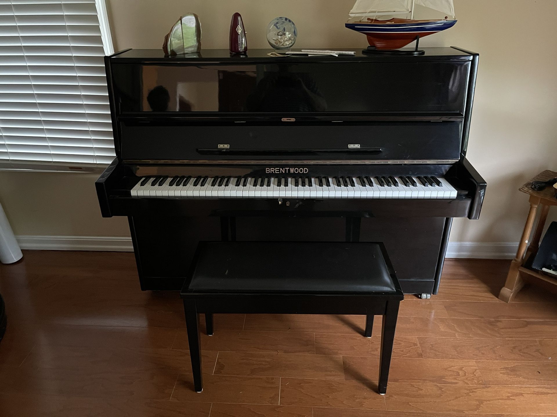 Brentwood Black Lacquer Stand Up Piano