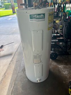 AO Smith Permaglas Energy Saver Water.   Heater