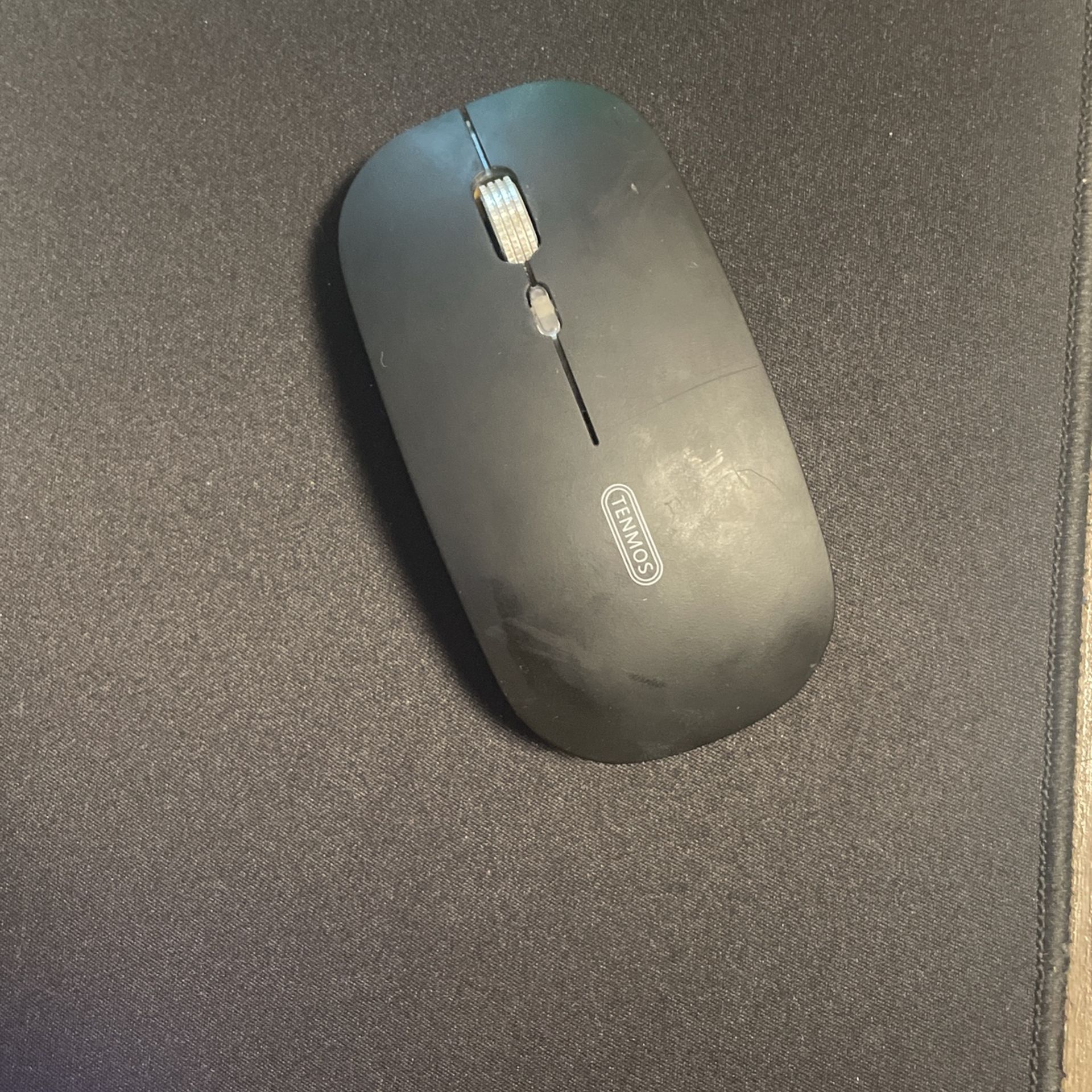 TENMOS BlueTooth And 2.4g Wireless Mouse.