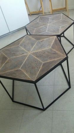 Small n large center tables