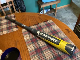 Easton Beast X, Z-Core xtended barrel baseball bat USA certified, 30” 20 ounces 2 5/8” barrel, has Dynamic Feel System, Plainfield, Illinois