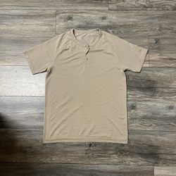 Lululemon Metal Vent Henley T-Shirt Medium