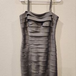 KENNETH COLE GRAY TIERED STRAPLESS DRESS SZ 12