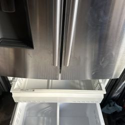 French door Refrigerator, And Freezer