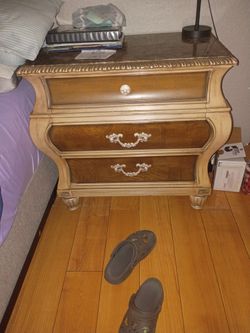 2 Dresser's & 2 His And Hers Table
