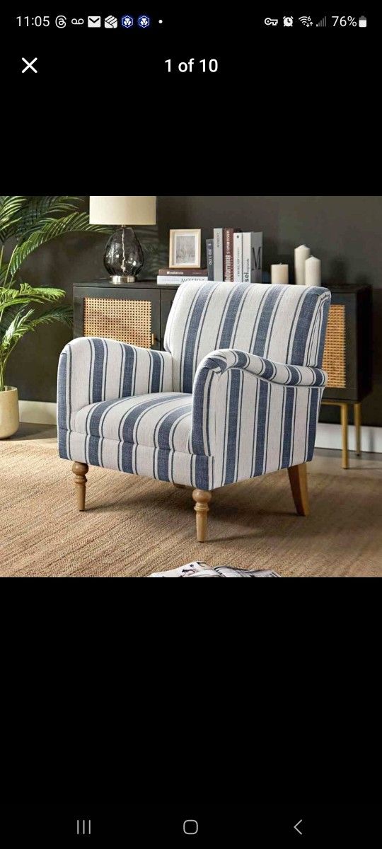 New Modern Accent Chair with Arms and Wooden Legs, Comfy Upholstered Armchair for Living Roo