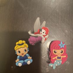 3 Disney baby princesses  crocs charms