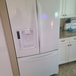 LG refrigerator