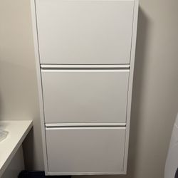 White Metal Shoe Organizer/cabinet/shelf
