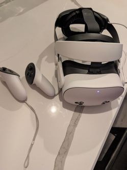 Meta Quest VR Headset