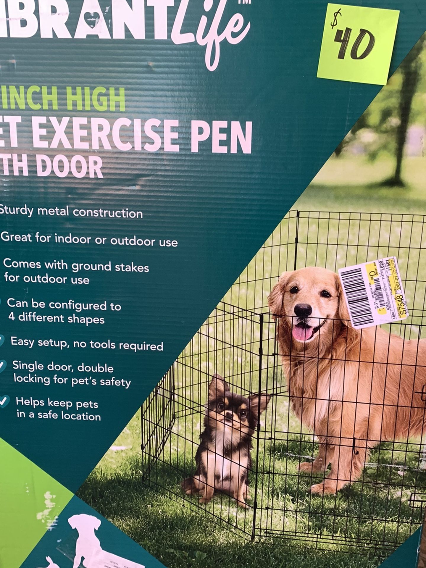 Dog pen with door