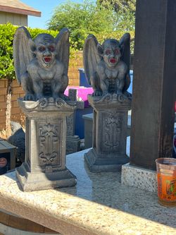 Halloween decor