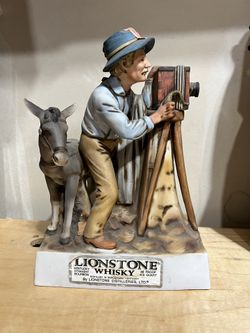 Lionstone “photographer” Decanter