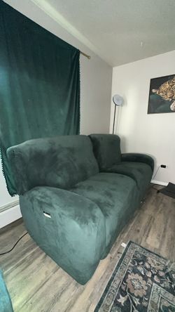 White/Beige Electronic Recliner Sofas (Green is seat cover)