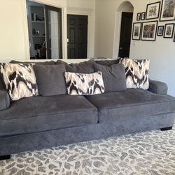 Queen Size Sleeper Sofa 