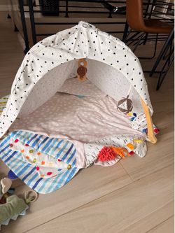 Lovevery play gym and accessories