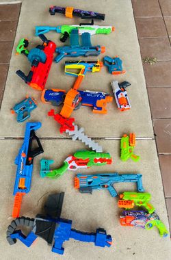 Nerf & Toy Blaster Collection