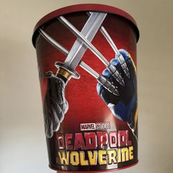 Deadpool & Wolverine Tin Popcorn Bucket & Lenticular Cup