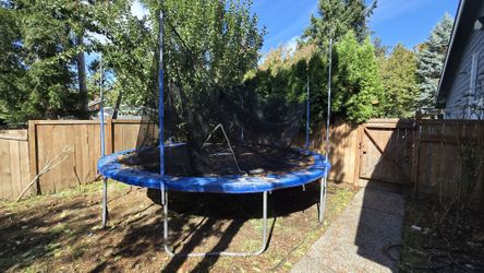 Free Little Tikes Trampoline No Tears, Good Springs.