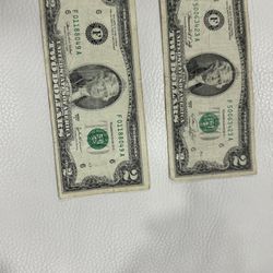 2 two dollar bills