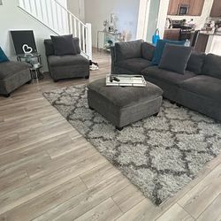 Thomasville Tisdale Modular Sectional 6 Piece (With Ottoman)