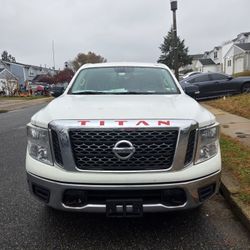 2018 Nissan Titan