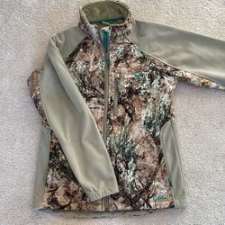 Cabela Jacket Women’s