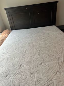 Queen size bed room full set