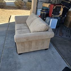 Loveseat 
