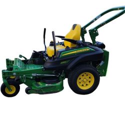 Jhon Deere Zero Turn Mower. Used 154 Hours. 2021 Model