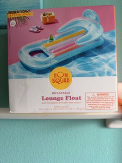 Pool float