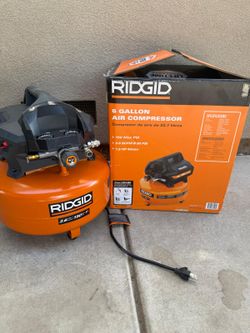 RIDGID
6 Gal. 150 PSI Portable Electric Oil-Free Jobsite Pancake Air Compressor with Dual Pressure Gauges and 2-Quick Couplers