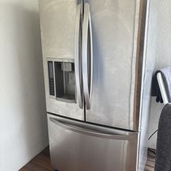 LG Refrigerator And Freezer