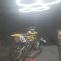 Rm 250