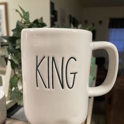 Rae Dunn Artisan KING Mug