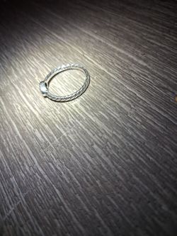 Size 7.5 David Yurman Petite Pave Oval Ring