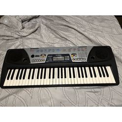 Yamaha keyboard piano