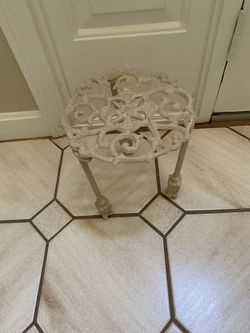 10” Wrought Iron Plant Stand