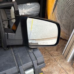 Toyota Tundra Mirrors