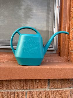 Small watering can
