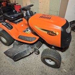 2011 Ariens Lawn Tractor 46in 20hp Riding Mower