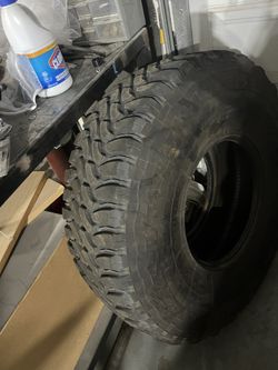 40” Toyo Tire 