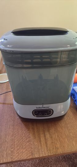 Baby brezza sterilizer and dryer