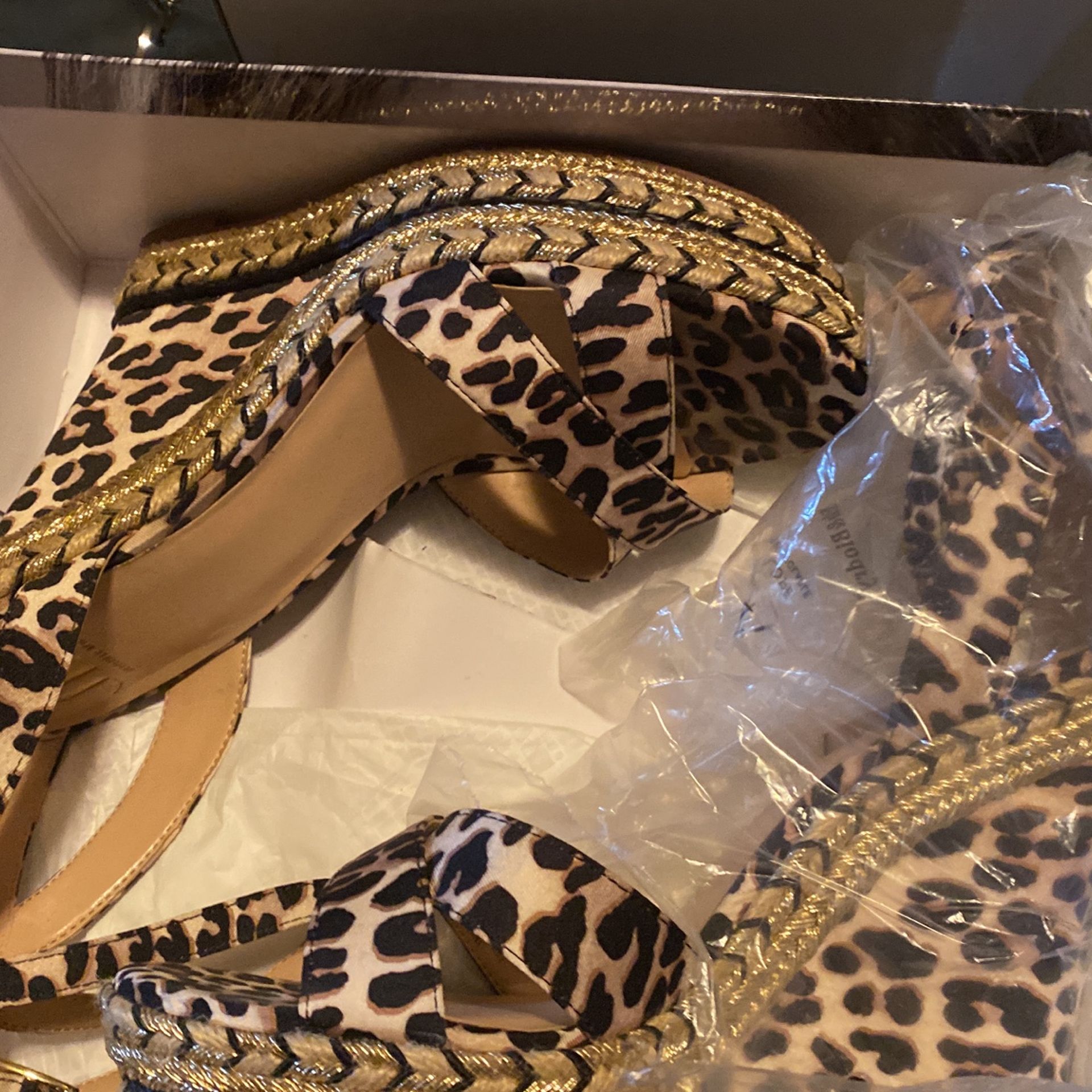 Jlo Size 11 Like New